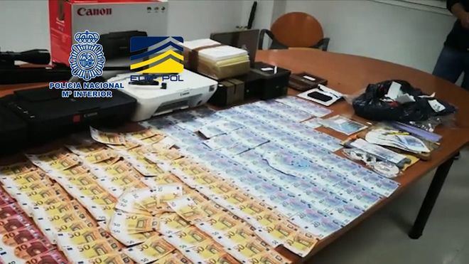 Desmantelan una imprenta clandestina y evitan la distribución de 250.000 euros falsos