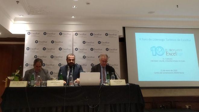 Gabriel Escarrer aboga por una mayor consolidación de las empresas turísticas y su presencia en Bolsa
