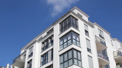 La lucha por la regulación municipal de los pisos turísticos llega al Supremo