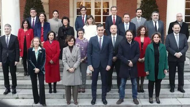 El Consejo de Ministros se estrena aprobando una subida de las pensiones del 0,9 por cien