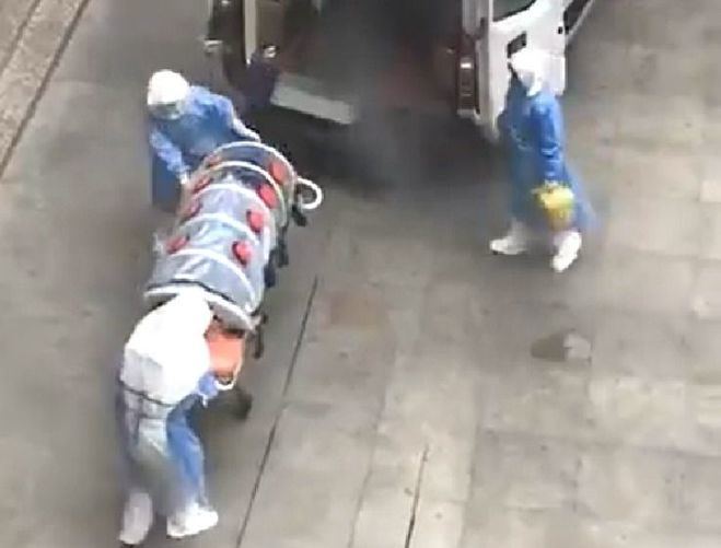 El coronavirus causa la muerte de 9 personas con más de 400 infectados en China