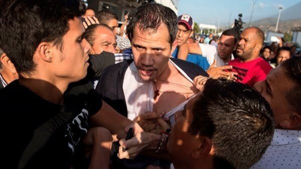 Guaidó, a su llegada a Caracas: 'La dictadura nunca ha estado tan sola'