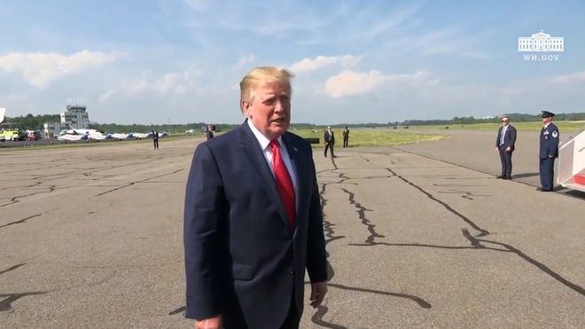 El Senado de EEUU aprueba una resolución que limita el poder de Trump para atacar Irán