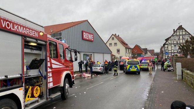 Varios heridos, entre ellos niños, al ser atropellados en Alemania durante el carnaval