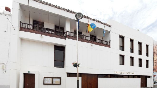 El Hierro aprueba las bases de ayudas a empresas para la contratación laboral