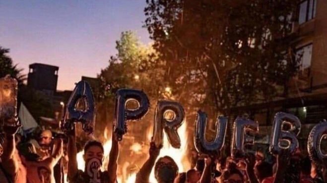 La violencia callejera regresa a Santiago y agrava la crisis social de Chile