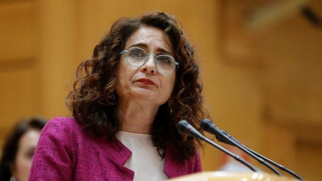 La ministra Montero pide a las empresas que faciliten el teletrabajo