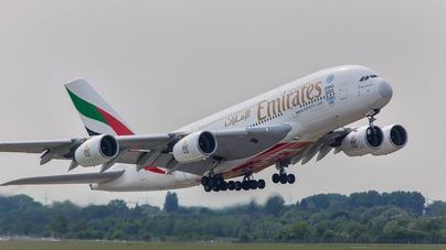 Emiratos Árabes se blinda por aire y suspende todos los vuelos de pasajeros por el coronavirus
