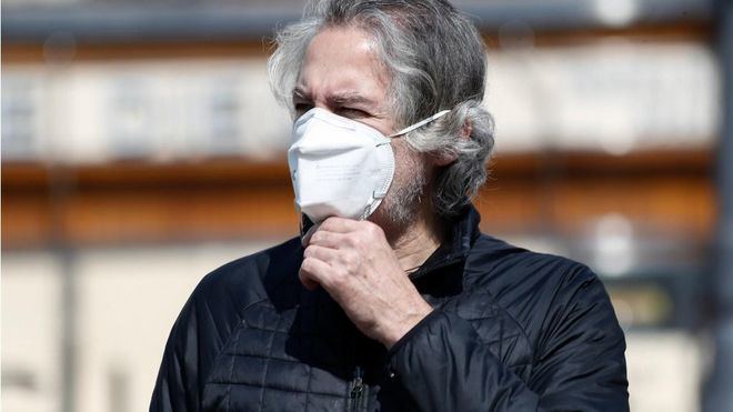 Marlaska asegura que las farmacias tendrán mascarillas a finales de semana