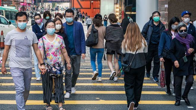 ¿Debería llevar mascarilla todo el mundo para frenar el coronavirus?