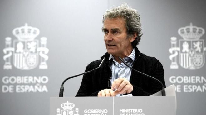 Sanidad estudia que los mayores permanezcan en sus casas hasta verano