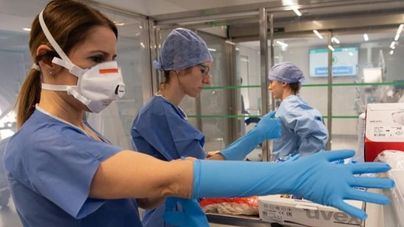 El Supremo ordena al Gobierno distribuir EPIs a los sanitarios e informarle de sus medidas cada 15 días