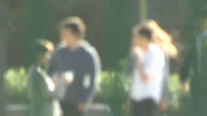 Los planes sobre los niños: grupos de tres y con un adulto que conviva con ellos