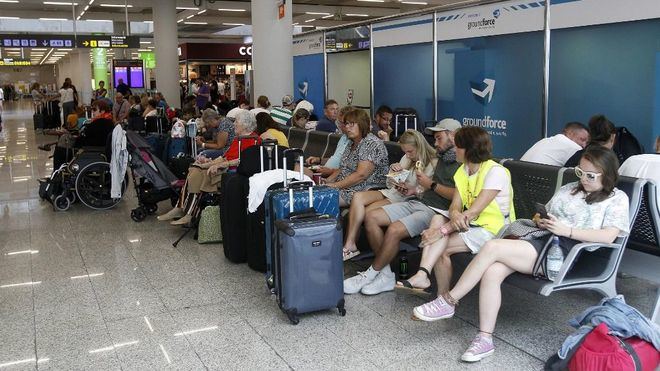 Las asociación de profesionales del turismo exige 'medidas a corto' para recuperar la actividad antes del verano