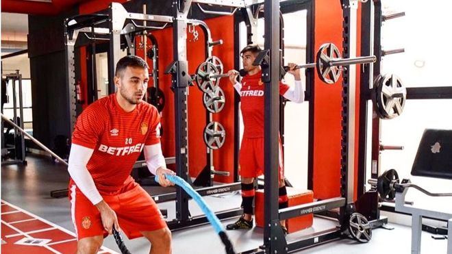 El Gobierno niega a los futbolistas la posibilidad de someterse al test de coronavirus