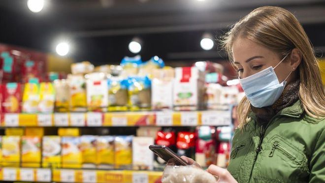 Un estudio de la OCU no detecta coronavirus en los envases de alimentos de los supermercados