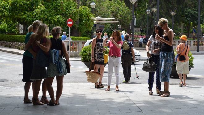 Expertos del sector ven posible salvar la temporada de verano con 29 millones de turistas