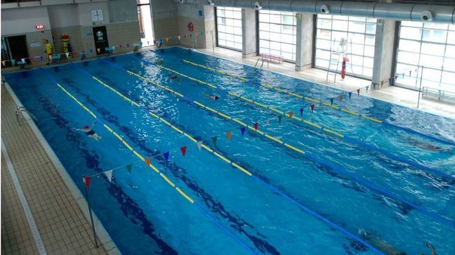 Piscinas e instalacinones deportivas podrán abrir aunque limitando su aforo