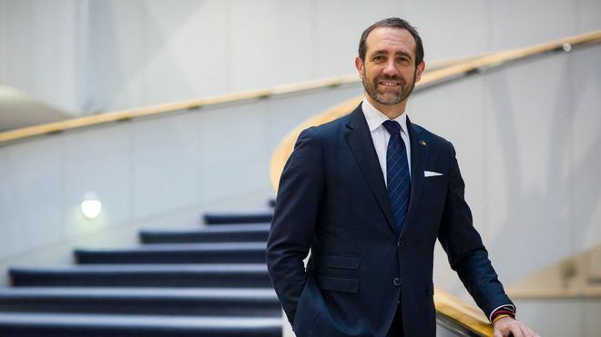 Bauzá pide al Parlamento de California que protega las estatuas de Colón y la Reina Católica en el Capitolio