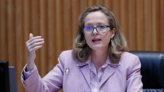 Calviño asegura que tenía 'apalabrado' al menos 10 votos, 'pero algún ministro cambió de idea'