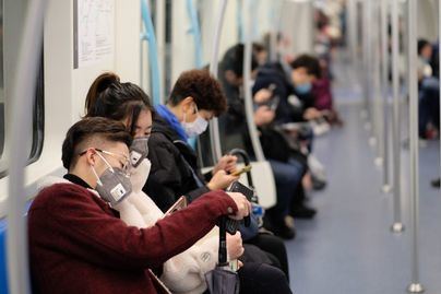 China confirma más de 100 nuevos casos de coronavirus por segundo día consecutivo