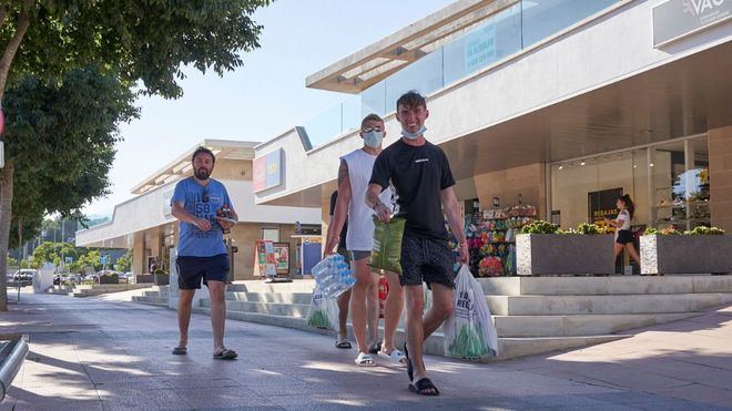 Turismo trabaja con Reino Unido y otros países para que la cuarentena dependa de la localización de los rebrotes