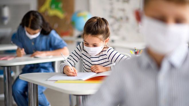 OCU ve difícil cumplir los protocolos anticovid en la escuela
