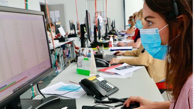 Sanidad notifica 3.715 contagios en las últimas 24 horas, unos 1.600 más que el día anterior