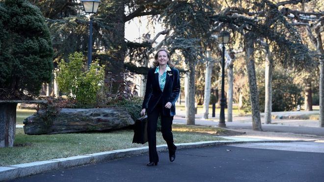 Calviño abre la puerta a extender los ERTE en algunos sectores