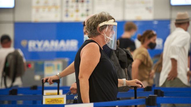 Bélgica prohíbe a sus ciudadanos viajar a cualquier punto de España, salvo Tenerife