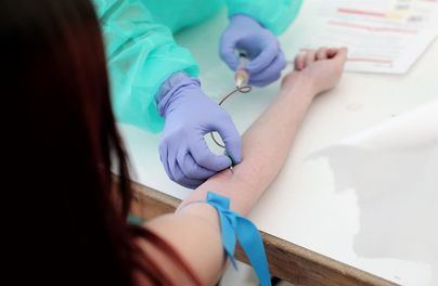 Sanidad registra 9.437 nuevos casos y eleva la cifra global de fallecidos a los 30.004