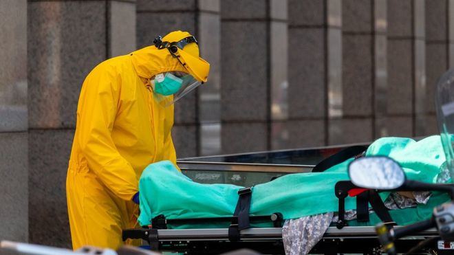 La élite científica urge al Gobierno a analizar la gestión del coronavirus 'inmediatamente'