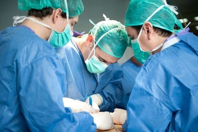 Los médicos convocan huelga en toda España