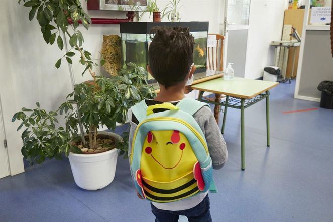 La comunidad educativa respira al no gravarse la educación privada