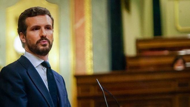 Casado defiende la 'abstención crítica' en el estado de alarma para no 'avalar el atropello legal' de Sánchez