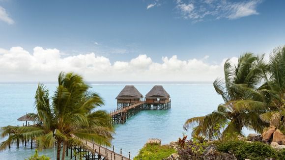 Meliá lanza un plan para que las empresas incluyan noches de hotel en sus “cestas de Navidad”