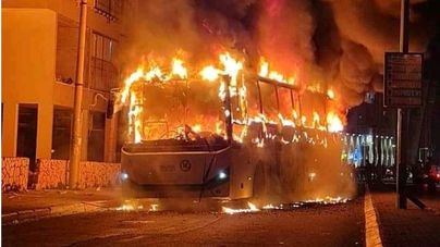 Holanda es un polvorín de violencia por las protestas callejeras contra el toque de queda