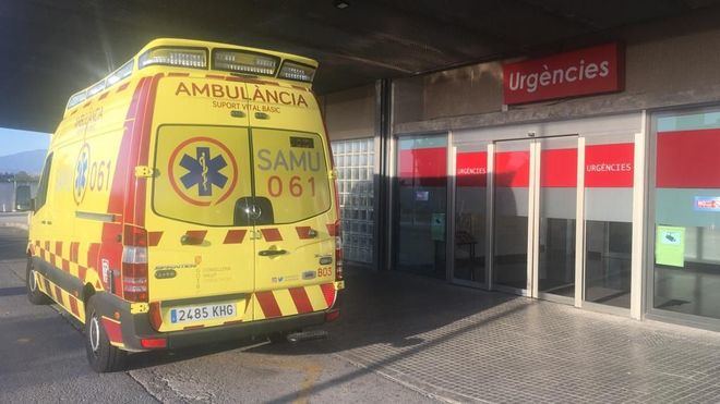 La tercera ola frena su avance pero asfixia a los hospitales