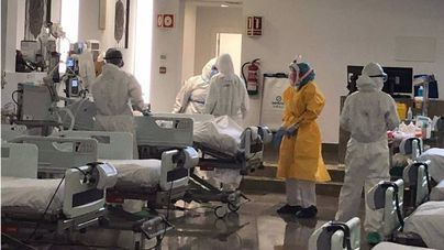 España registra el peor dato de muertes de la tercera ola con más de 900 defunciones