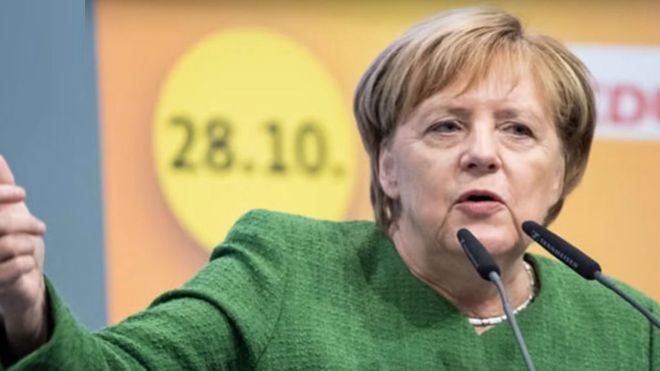 Merkel anuncia que el pasaporte europeo de vacunación será una realidad este verano