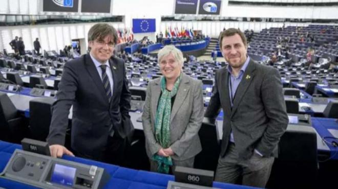 El Parlamento Europeo retira la inmunidad a Puigdemont y a los consellers Comín y Ponsatí