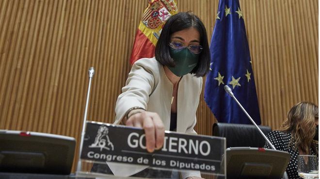 Sanidad aplaza el debate sobre si hay que administrar la vacuna AstraZeneca a mayores de 55 años