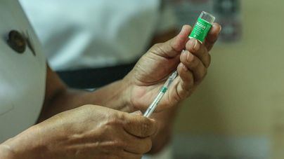 Alemania suspende el uso de la vacuna de AstraZeneca