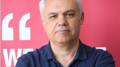 'No veo suficientes razones médicas para el parón de AstraZeneca y sí potenciales excusas por no cumplir calendarios imposibles'