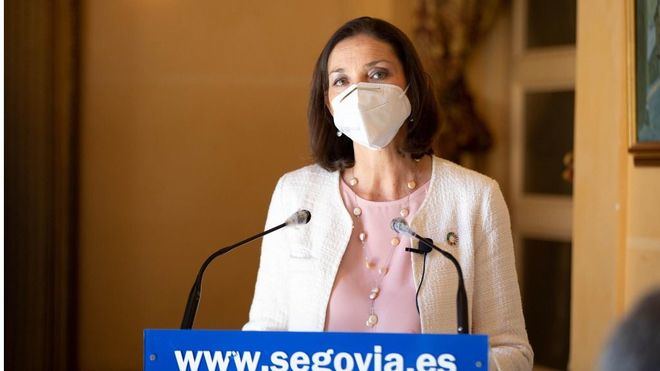 Reyes Maroto sobre el turismo: 'La recuperación sí o sí será este verano'