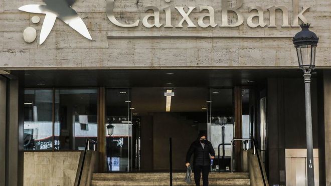 CaixaBank cita a los sindicatos el 13 de abril para abordar el proceso de despido colectivo