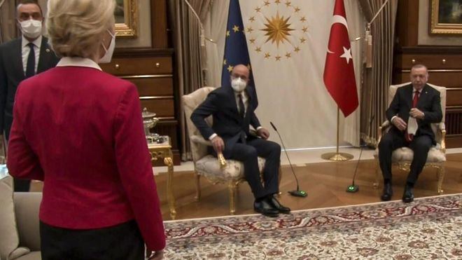 'Humillante y machista': así califica el Parlamento Europeo el Sofagate con Erdogan, Michel y Von der Leyen
