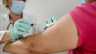 La variante sudafricana es más resistente que la británica frente a la vacuna Pfizer