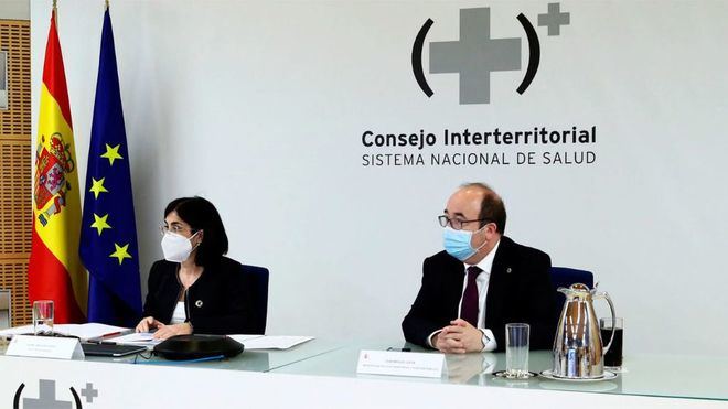 Sanidad y comunidades debaten hoy acerca de la segunda dosis de AstraZeneca a menores de 60