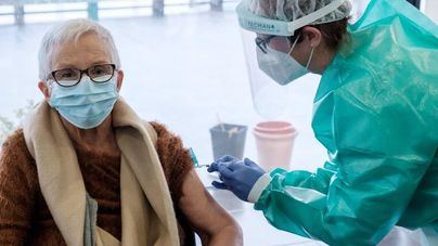 España recibe 2,4 millones de vacunas, la mayoría de Pfizer